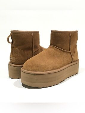 UGG CLASSIC MINI PLATFORM BOOTS -CHESTNUT SUEDE -WOMEN’S US 9 -NEW